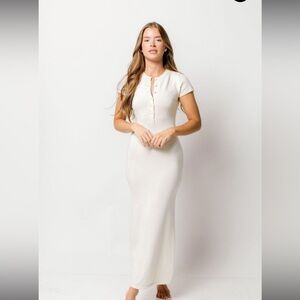 Slim-Fit Knit Stretch Ivory Maxi Dress with Short Sleeves Size S
